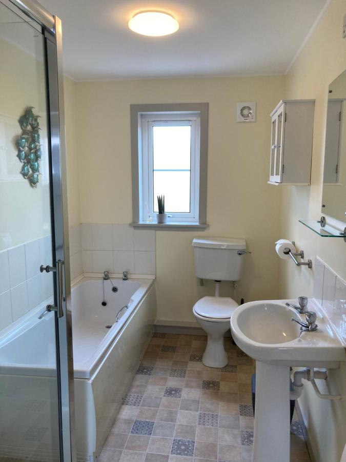 Riverside Cottage Forsinard Bagian luar foto